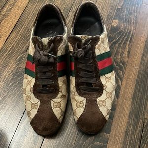 GUCCI SNEAKERS
